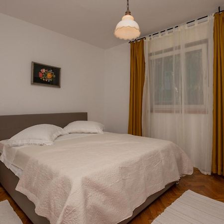 Nice Apartment In Tucepi With Wifi Εξωτερικό φωτογραφία