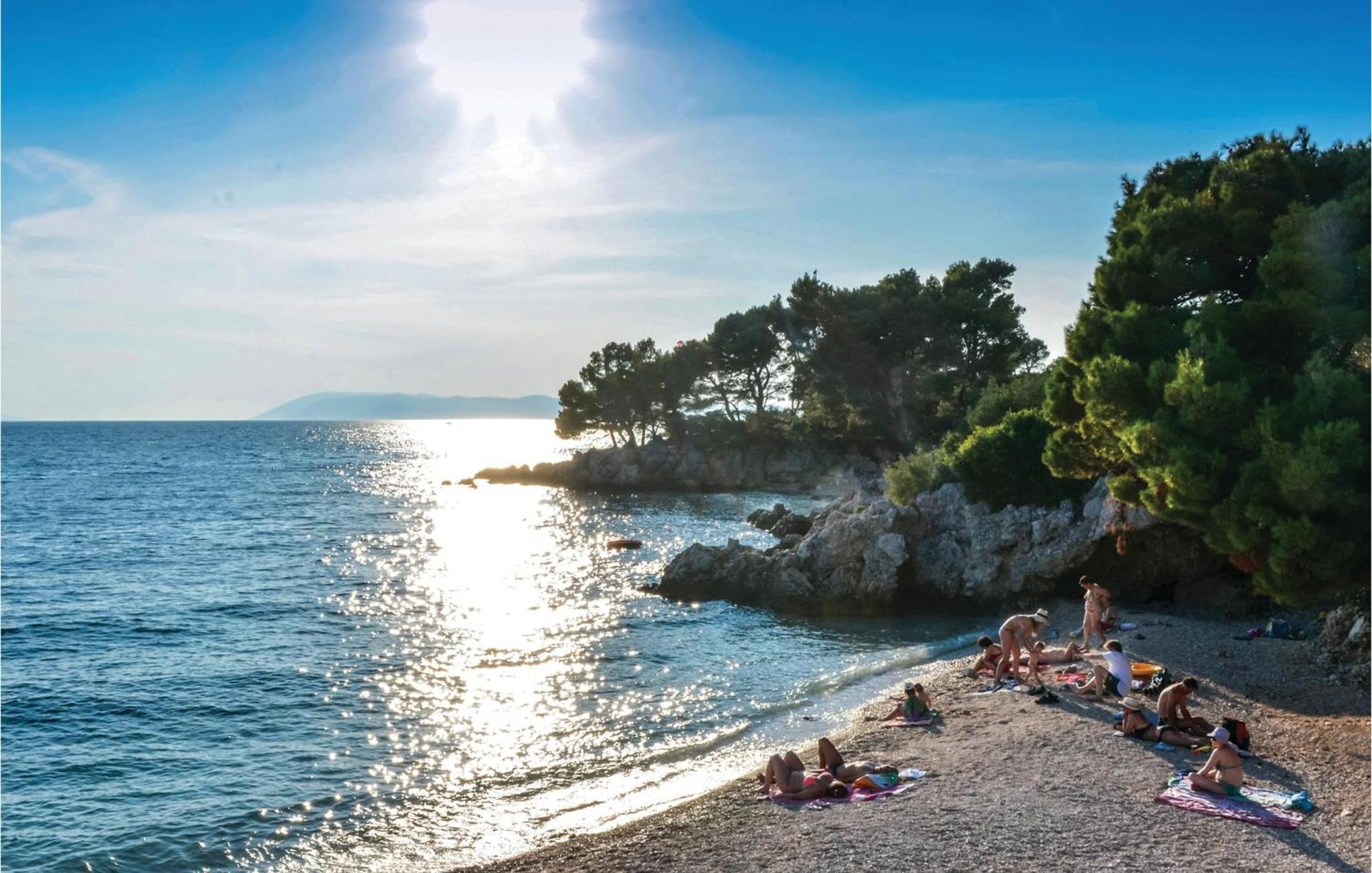 Nice Apartment In Tucepi With Wifi Εξωτερικό φωτογραφία